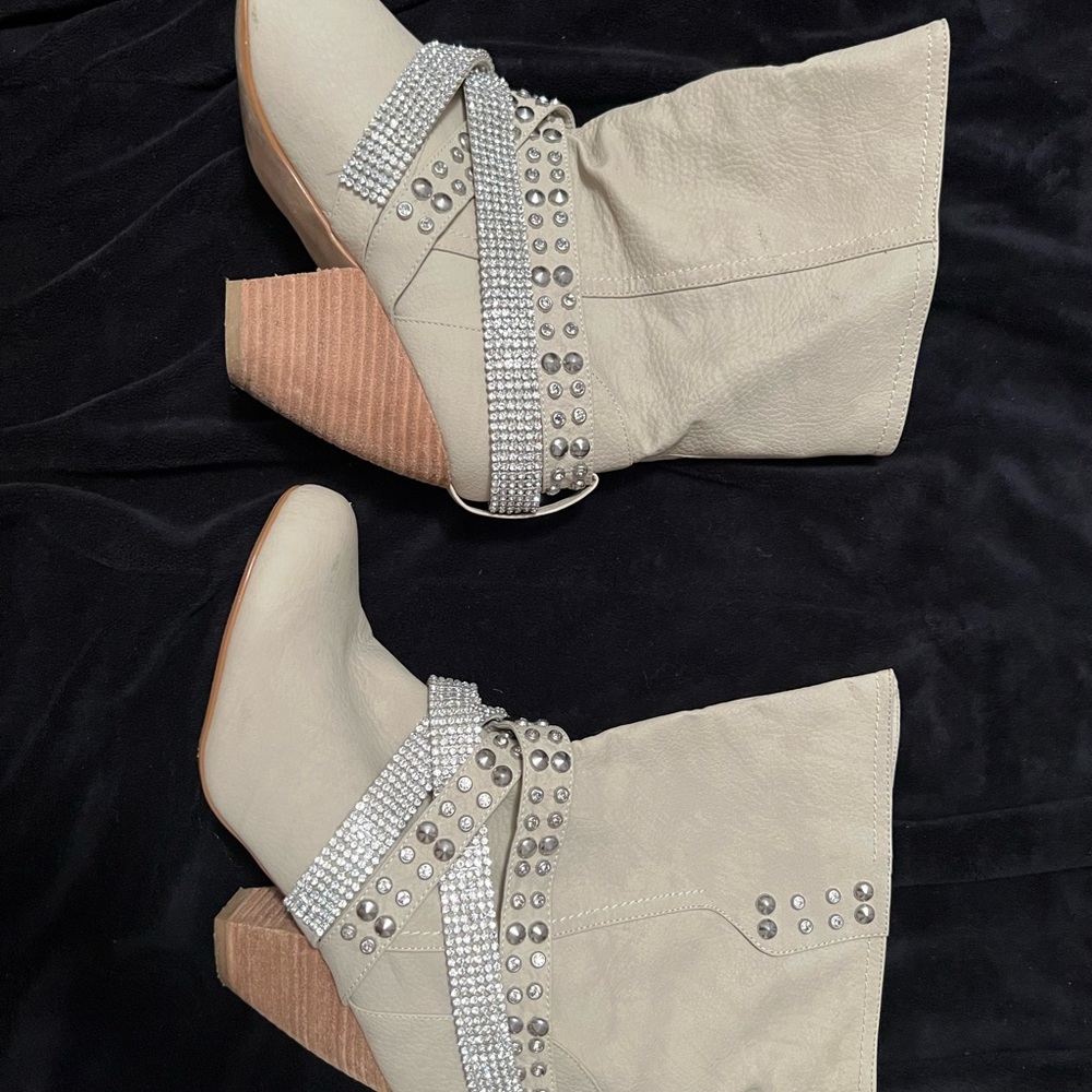 Chrystal Boots